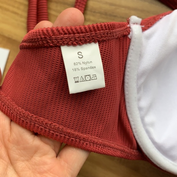 Raspberry ribbed bathing suit. - Picture 3 of 4